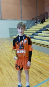 Pilt: Endrik Jaanis Parim kaitsemängija.jpg