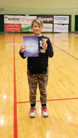 Pilt: webEKV 2018 PD2 parim väravavaht Kermo Kuklase Põlva Spordikool 1.JPG